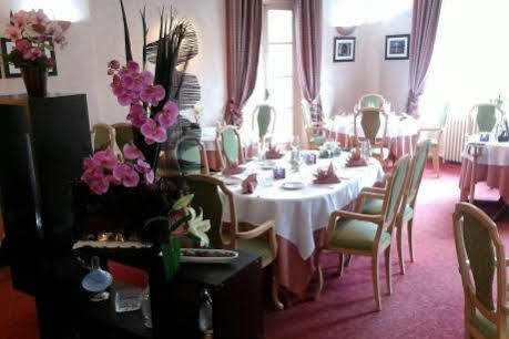 Hotel La Chaum'Yerres Chaumes-en-Brie Exteriör bild