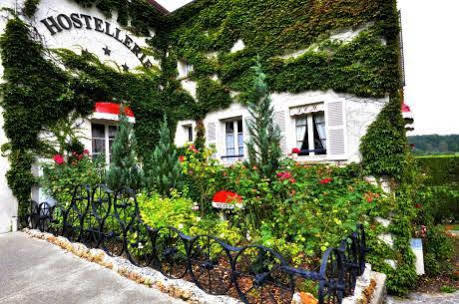 Hotel La Chaum'Yerres Chaumes-en-Brie Exteriör bild